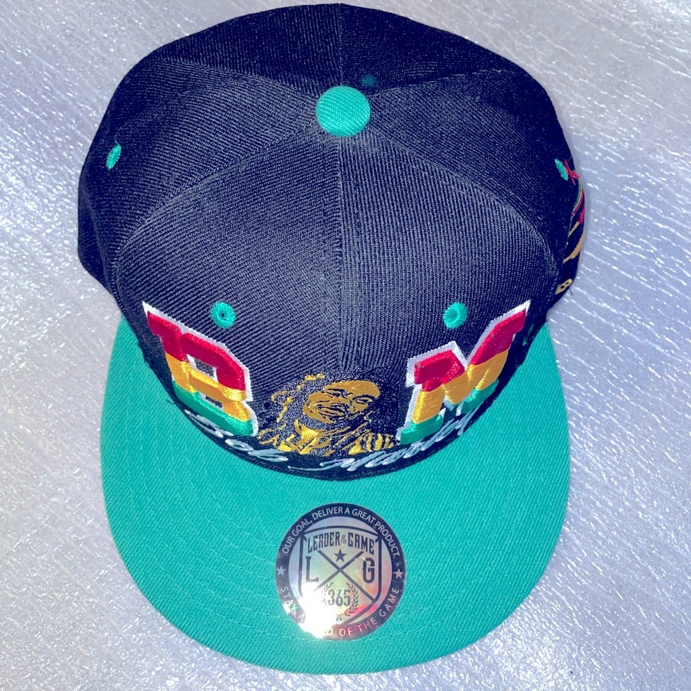2 / Bob Marley / Snapback hats. Leader of the Game. Brand new without tags.